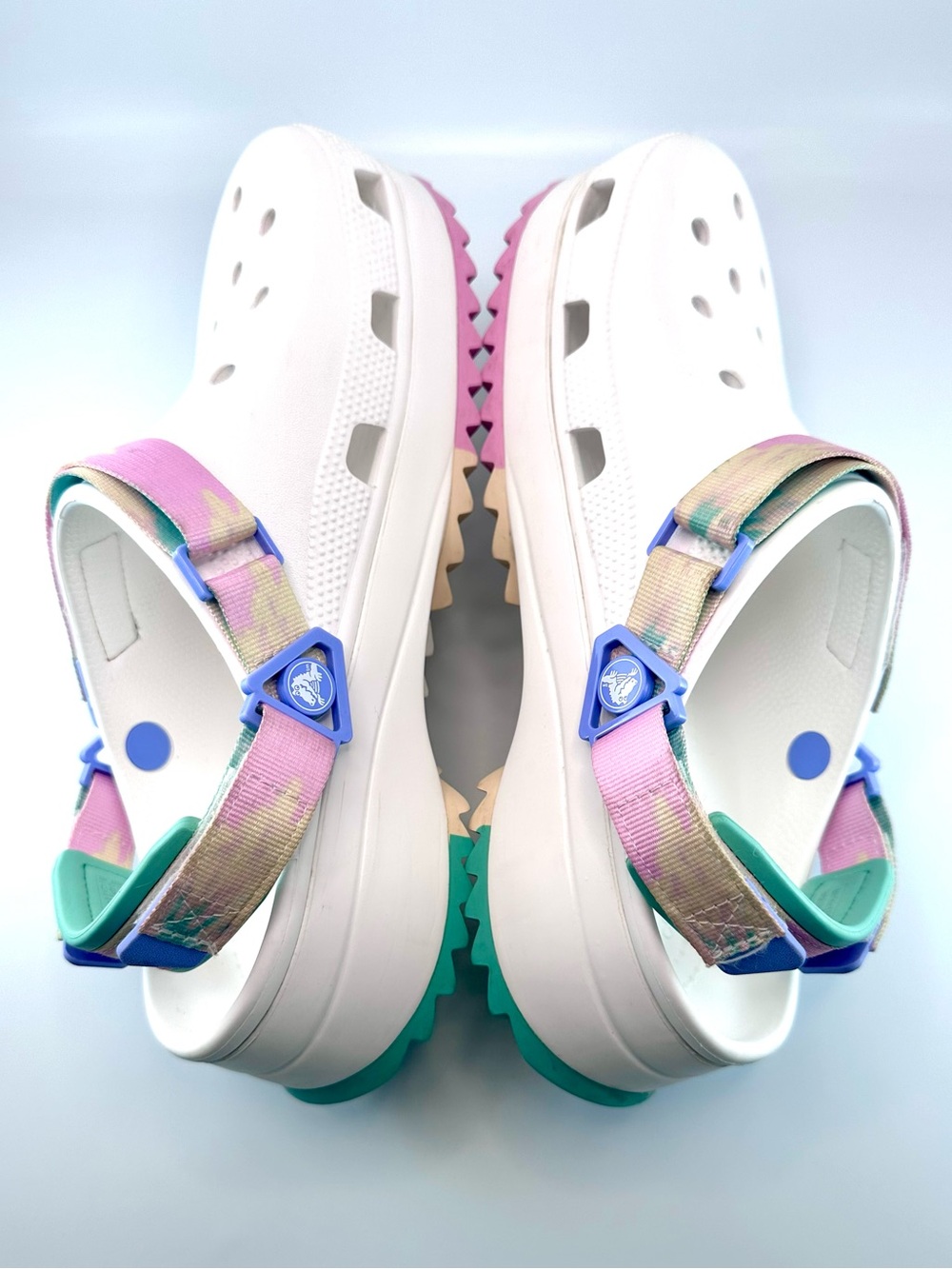 Crocs Classic Hiker Ombre Platform Clogs White Multi Mens 10 / Womens 12